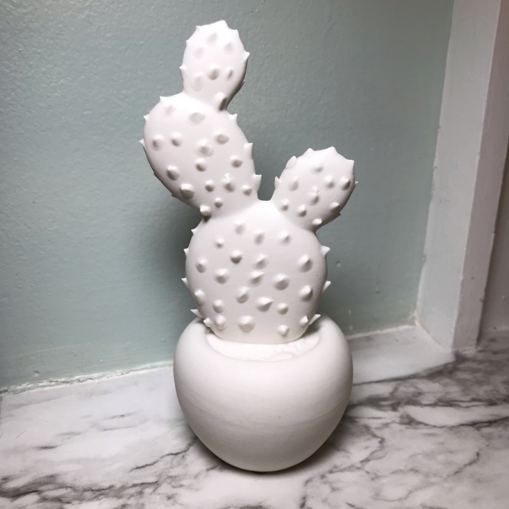 NWT Ceramic Cactus Figurine